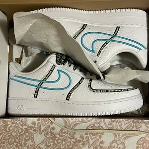 Nike Air Force 1 volt